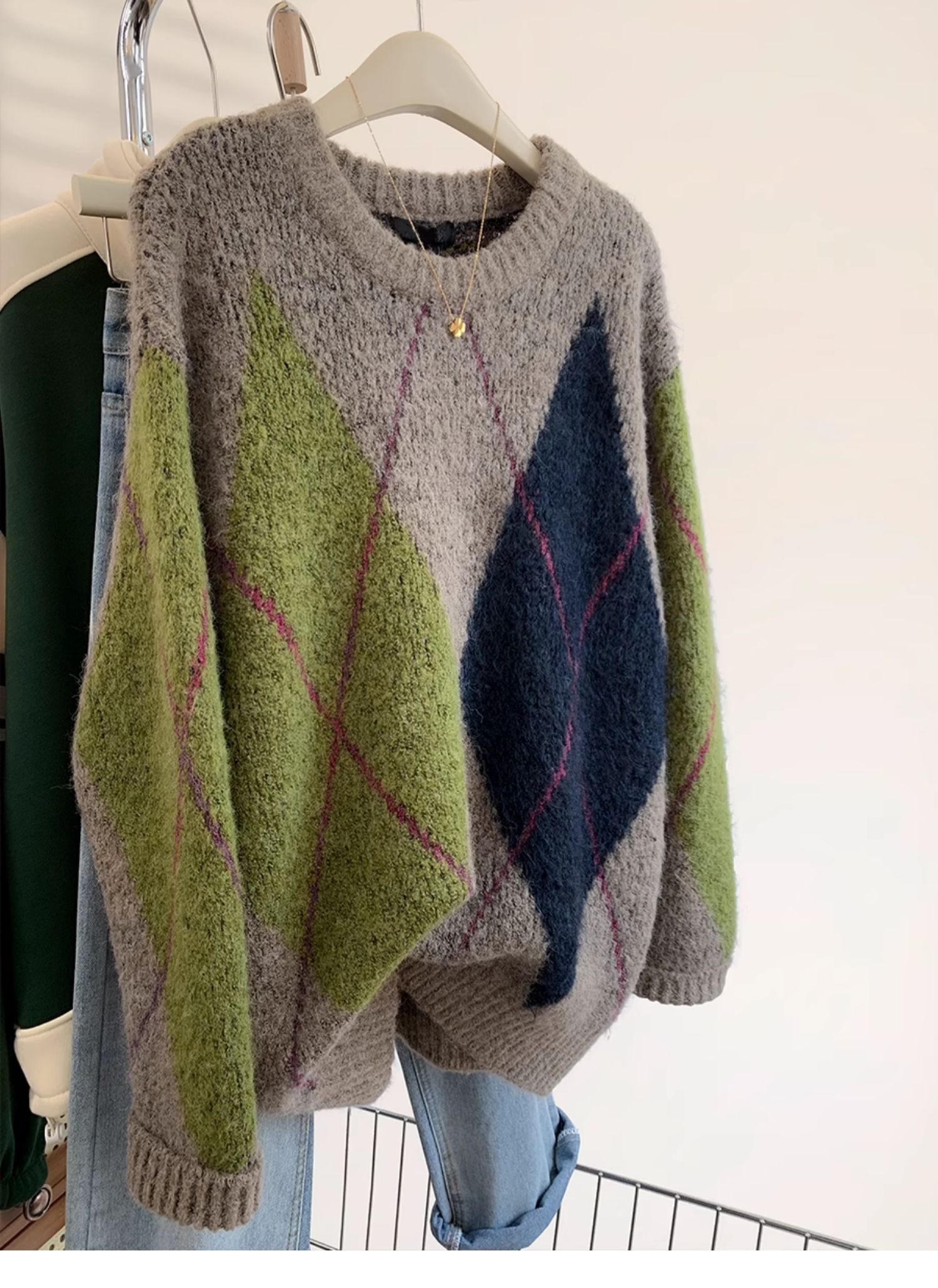 Diamond Colorblocking Women's Sweater green