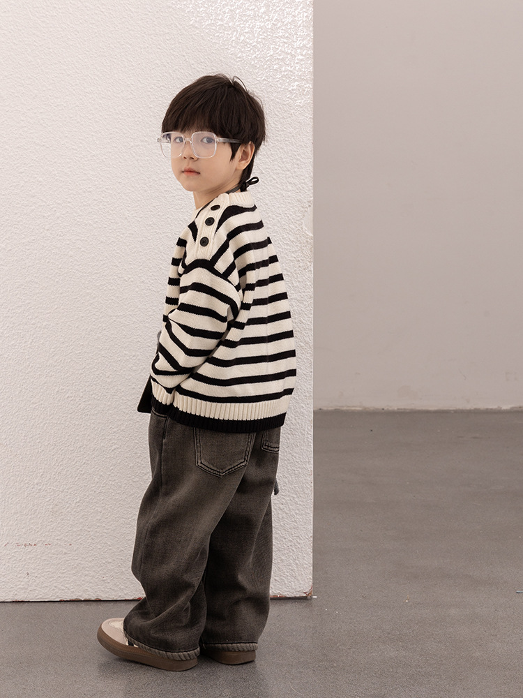 Sweater for boy