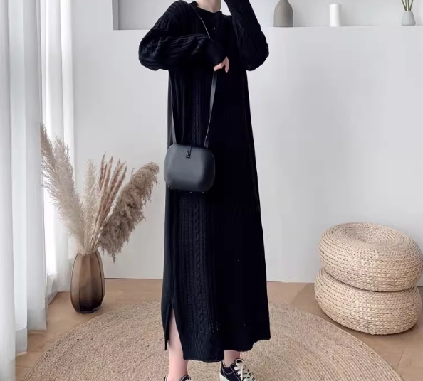 Knitted Long Dress black