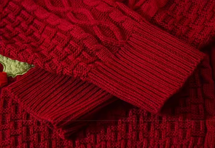 Red Chunky Christmas Sweater details