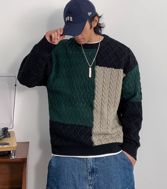 Loose Fitting Men's Knit Sweater